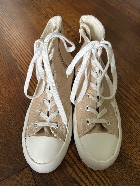 Vespa Shoes - Women's High-Top Canvas Sneakers in Beige with White Laces Platform